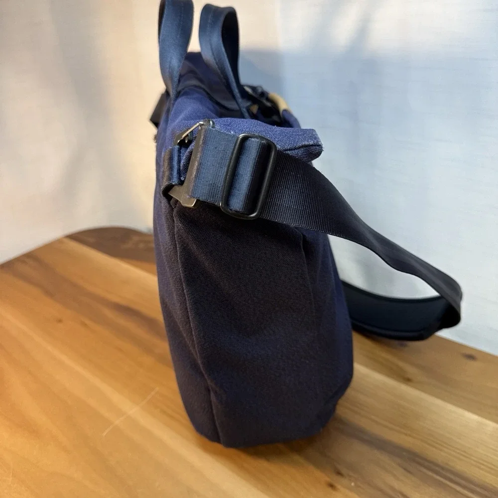 Bellroy System Work Messenger Bag Ink Navy Blue Crossbody Travel Pockets Unisex